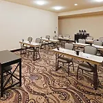 Holiday Inn Express & Suites Oklahoma City Nw - Quail Springs By Ihg