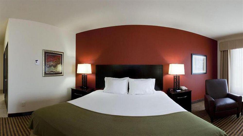 Express & Nw - Quail Springs By Ihg Hotel Oklahoma City