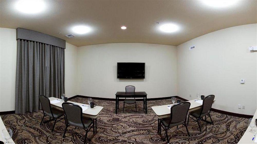 Express & Nw - Quail Springs By Ihg