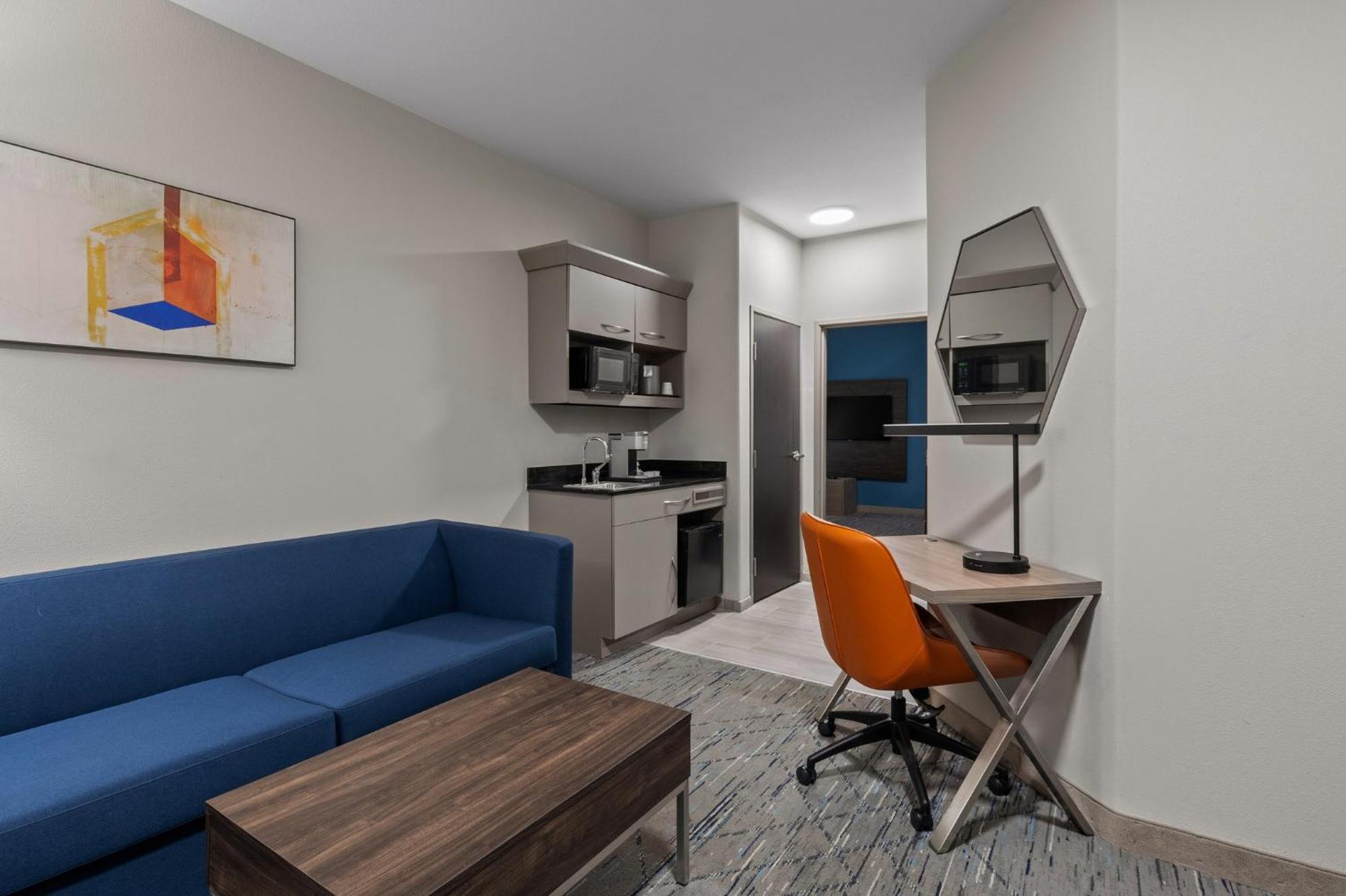 Hotel Express & Nw - Quail Springs By Ihg 3*