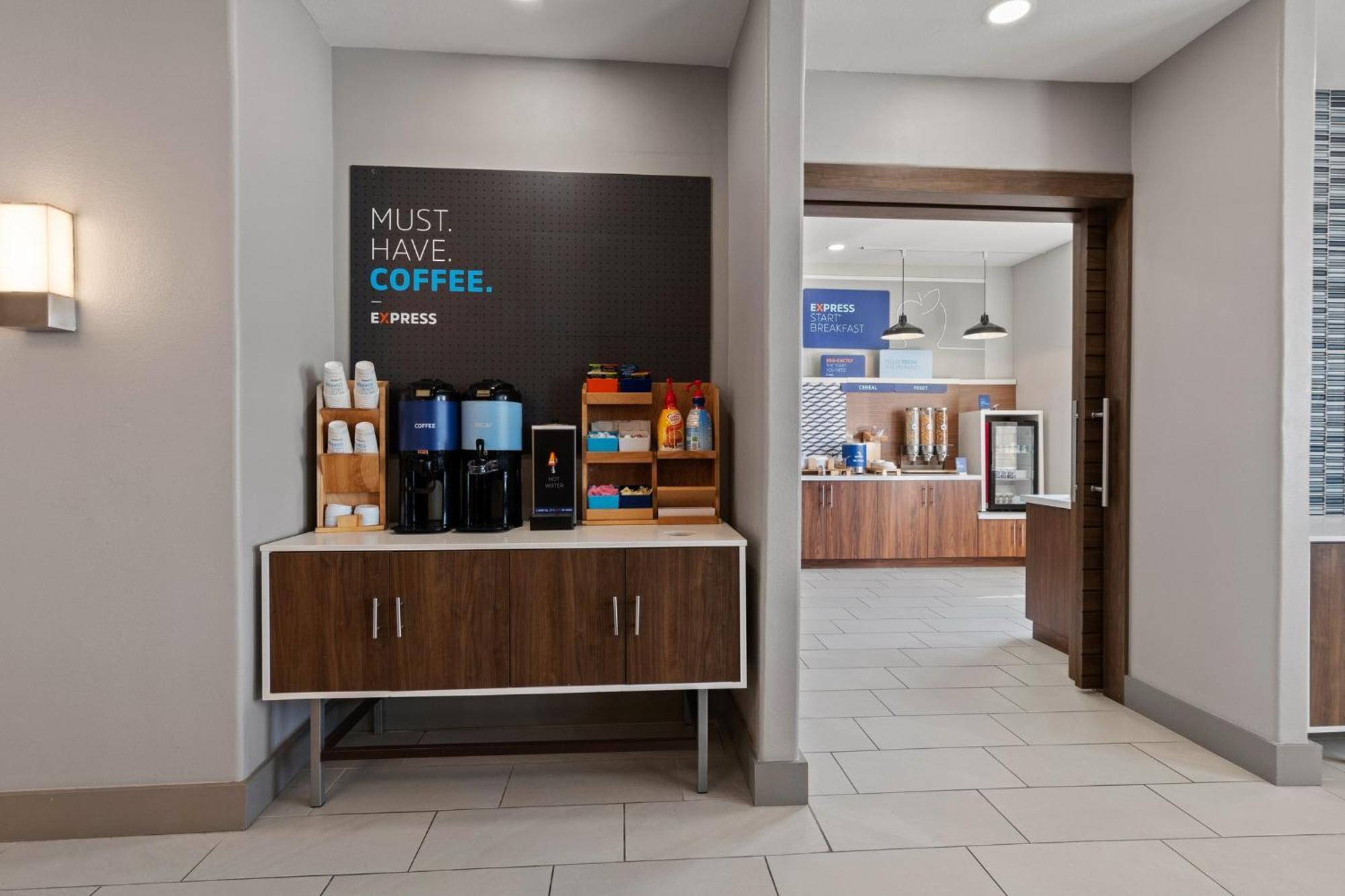 Express & Nw - Quail Springs By Ihg Oklahoma City
