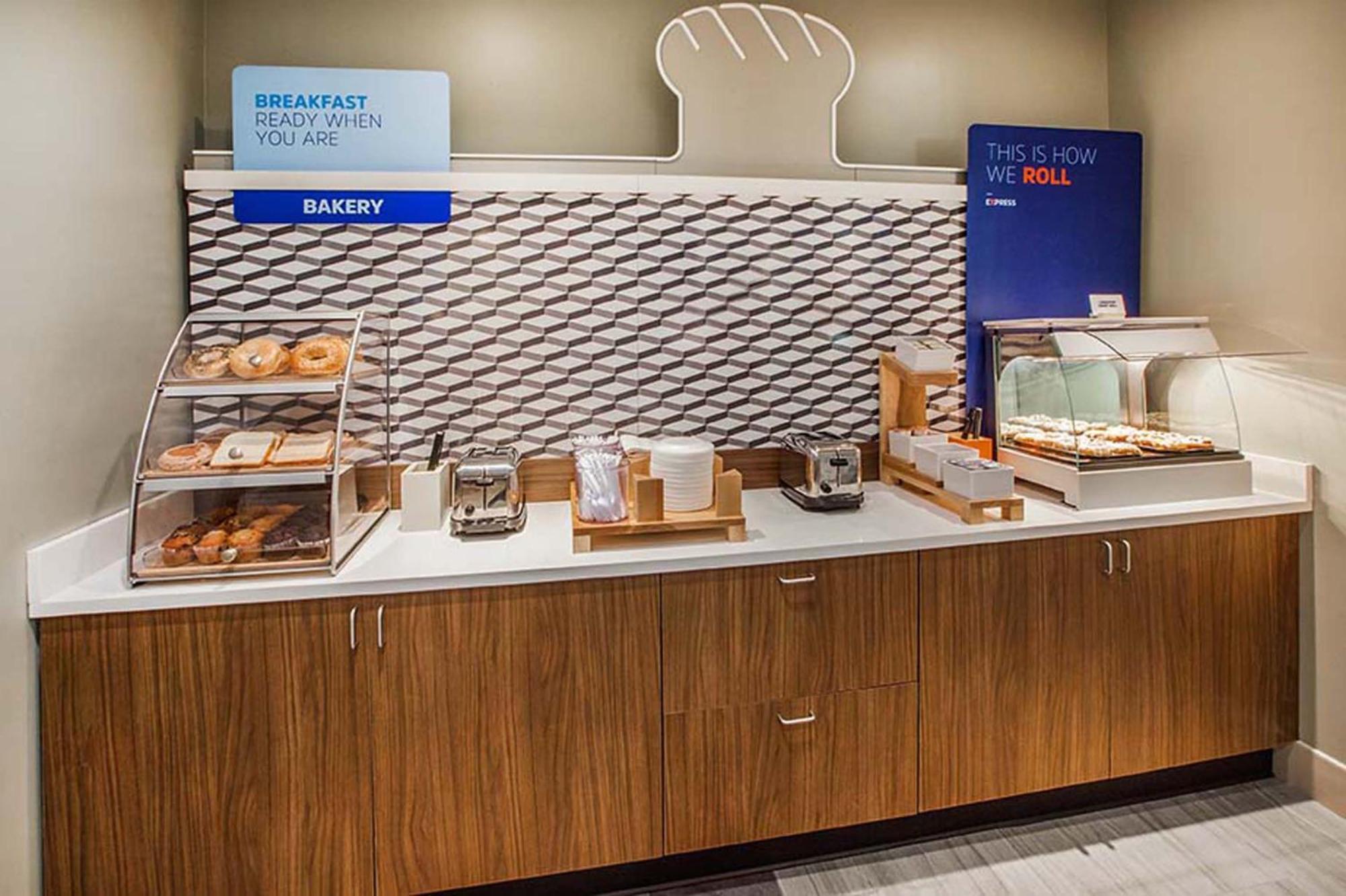 Express & Nw - Quail Springs By Ihg Hotel Oklahoma City