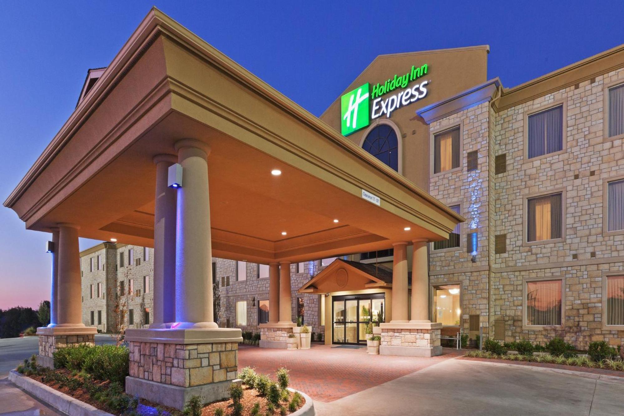 Express & Nw - Quail Springs By Ihg 3*