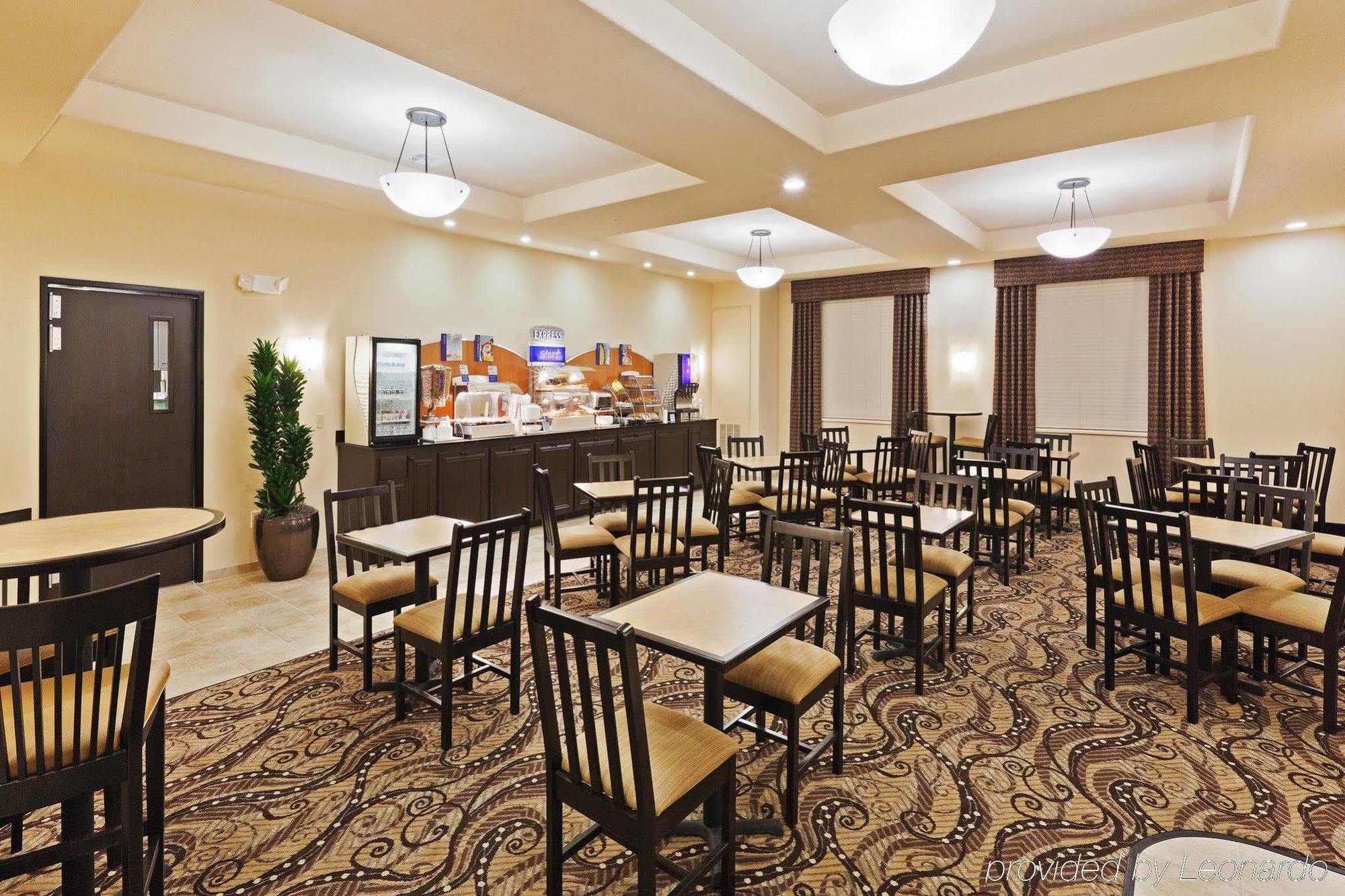 Express & Nw - Quail Springs By Ihg Hotel 3*